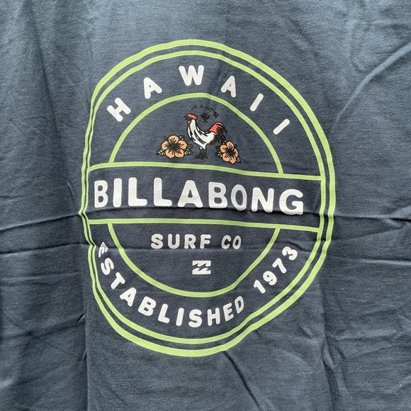 BillABong Men's T-Shirt - Picture 4 of 4